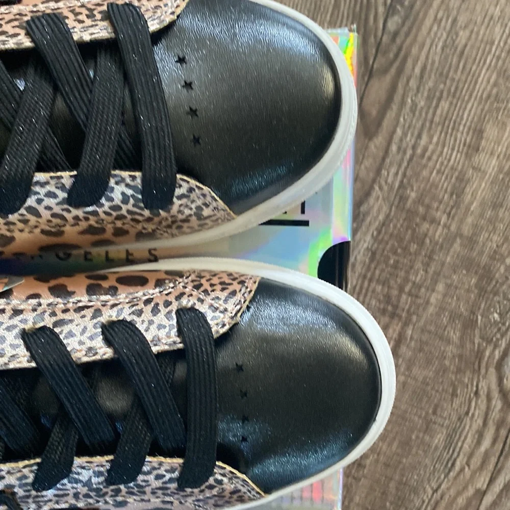 Skechers Shoes Girls Size 5 Sparkle Sneakers Black Gold Youth Lace Up